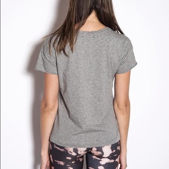 Stylestalker Texas Distressed Top - Picture 2 of 8